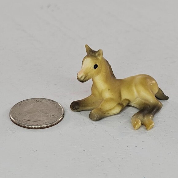 Breyer Stablemate Thoroughbred Lying Foal Buckskin Morgan Horse #59971 - Picture 2 of 6